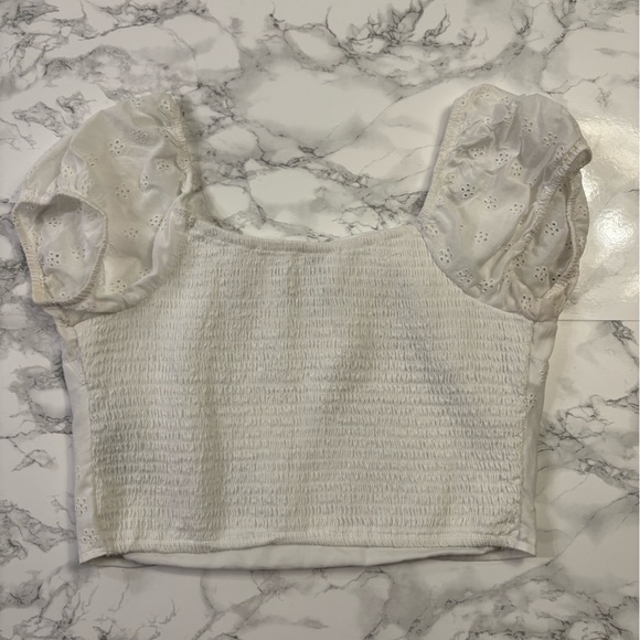 White Cropped Top - Picture 2 of 3